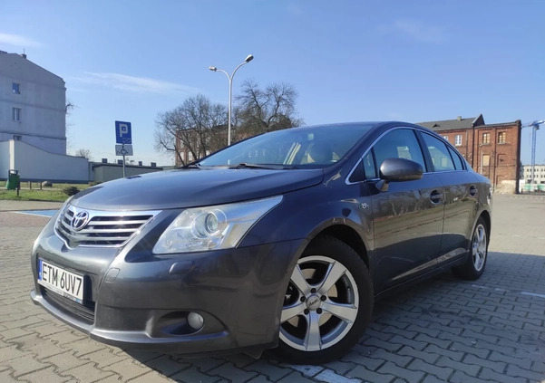 Toyota Avensis cena 27600 przebieg: 194500, rok produkcji 2009 z Lębork małe 46
